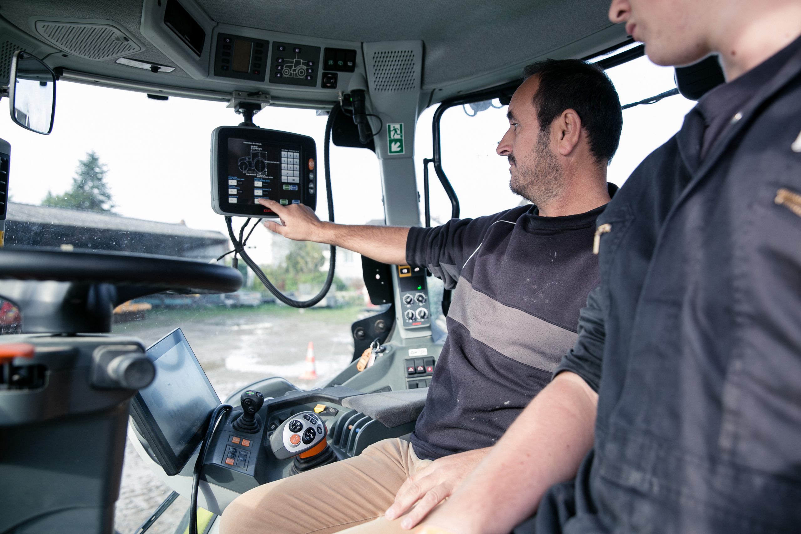 issat-agro-equipement_033